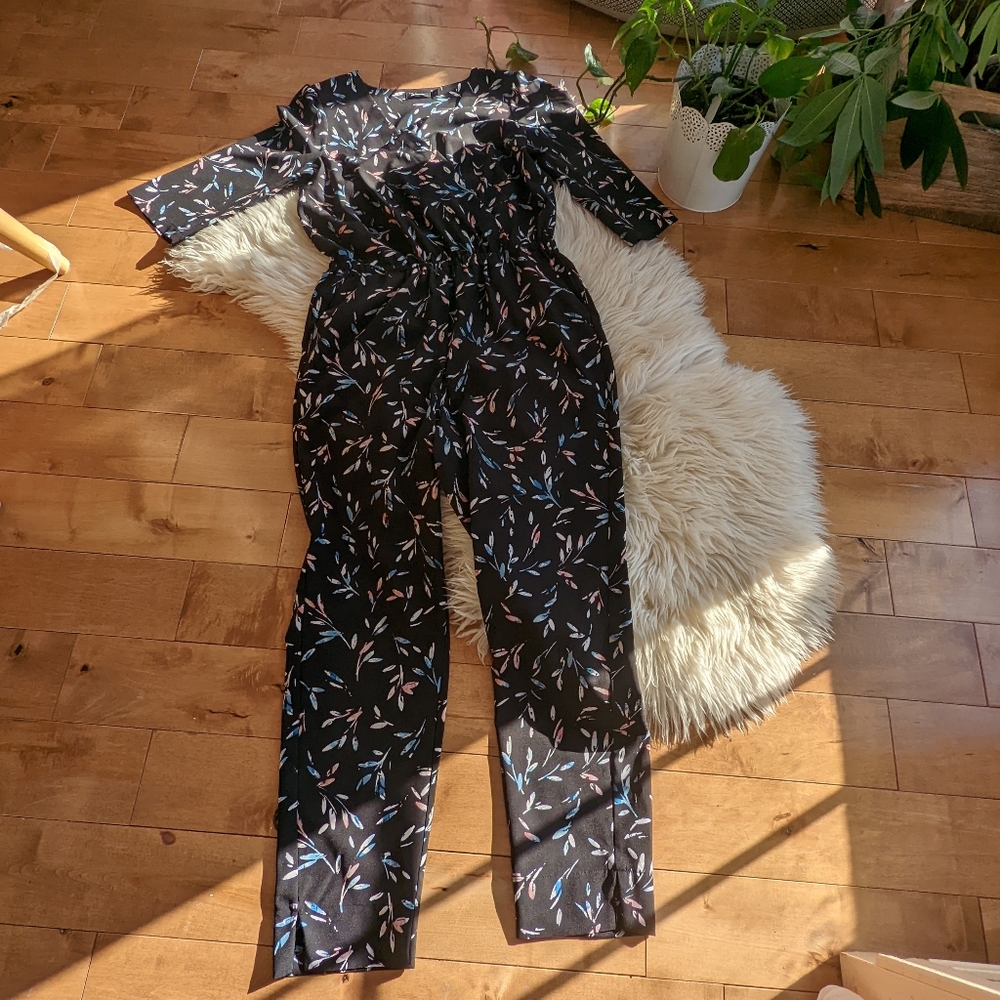 REITMANS - Floral Print Jump Suit - Picture 12 of 12